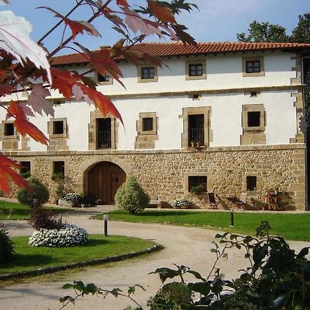 阿拉斯圣潘塔莉安卡瑟纳酒店 San Pantaleón de Aras 外观 照片